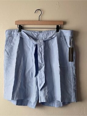 Soft Surroundings women’s Light Chambray Tie-Waist pull on Bermuda shorts